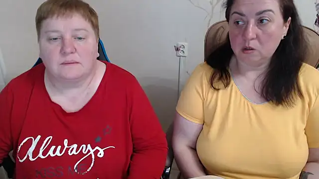Lindy-Jeanie online show from April 26, 5:54 pm