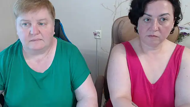 Lindy-Jeanie online show from June 16, 5:36 pm