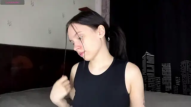 KristineGoddest online show from March 18, 3:39 pm