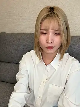 una2001 online show from April 28, 1:25 am