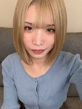 una2001 online show from April 24, 1:30 am