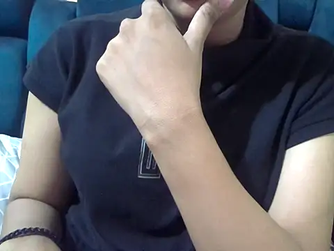 Aradya  online show from April 6, 4:41 pm