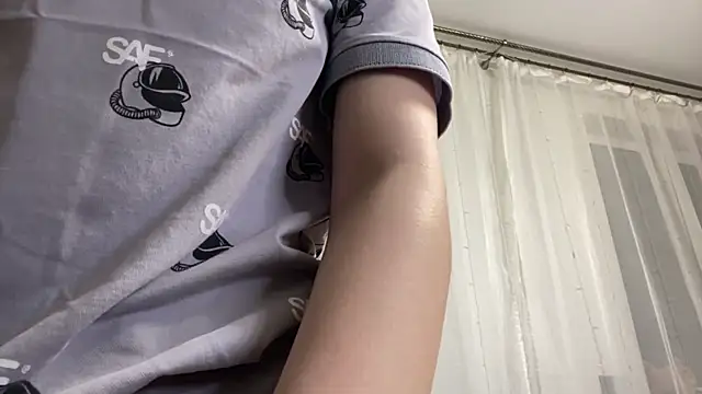 Liabae online show from May 31, 6:09 pm
