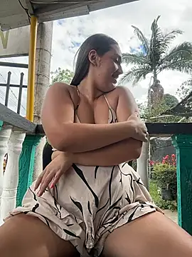 Naughty-Samanta- online show from July 14, 1:38 pm