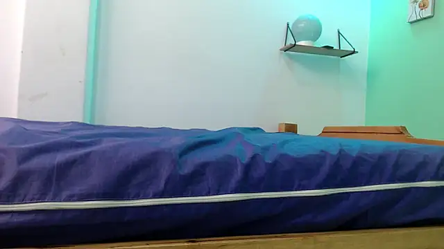 katywild20 online show from March 17, 2:32 pm