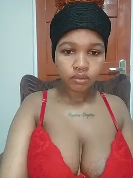 Hotsexyberry222 online show from August 6, 5:36 am