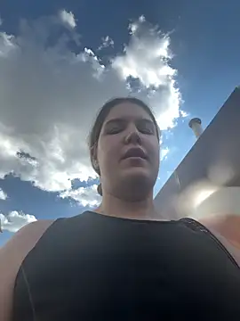 BettyyBlue online show from June 16, 2:40 pm
