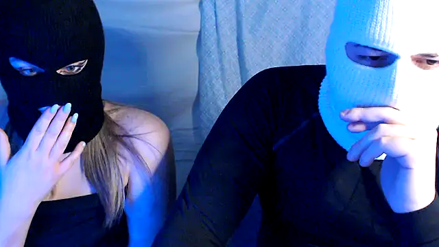 Silvia Leonardo online show from March 25, 6:33 pm