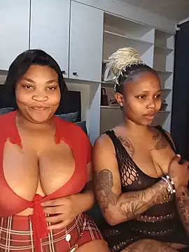 BeverlyQueen15 online show from June 4, 9:41 pm