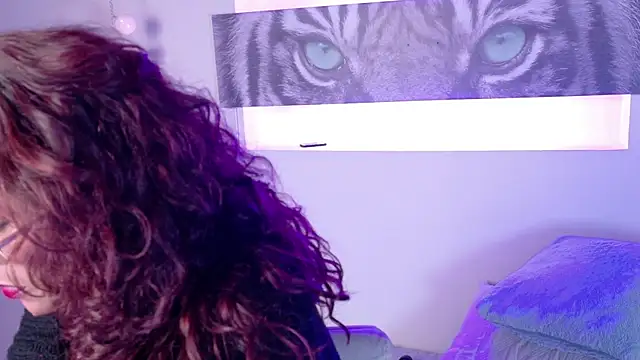 Mariia Paulaa online show from July 10, 8:15 am
