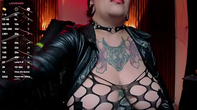 Violett 8 online show from June 12, 5:04 am