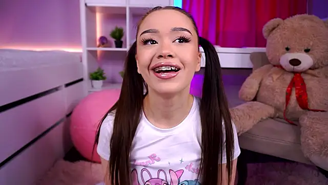 JessyeBlake online show from March 19, 6:18 am