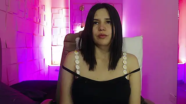 Cata black online show from June 19, 1:14 pm