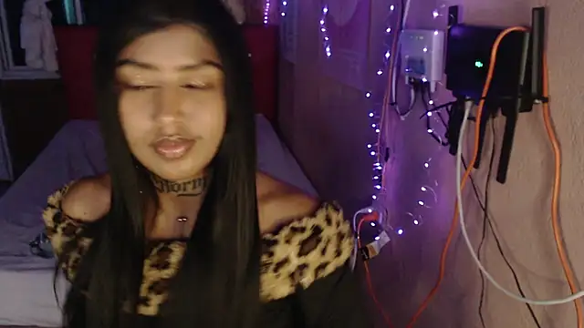 nanasweet01 online show from May 10, 2:24 am