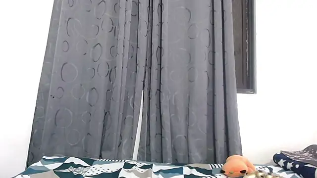 Fantasy-Dreams online show from June 5, 1:09 am