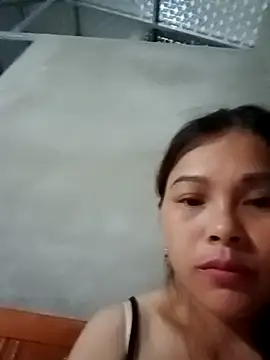 Yuki-min online show from April 26, 1:42 pm