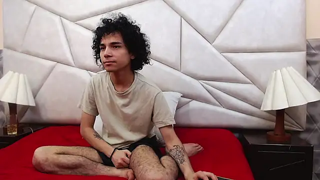 Nyx and Arian online show from May 7, 1:10 am