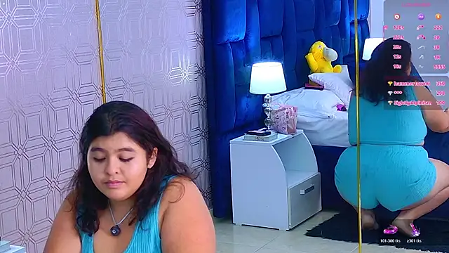 Dahlia Lee online show from April 19, 3:17 am