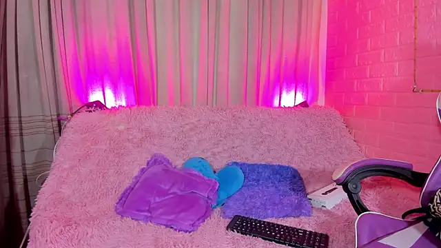 SofiiaCutee online show from June 17, 3:30 am