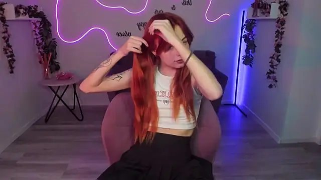 MiaSensitive online show from May 13, 1:28 pm