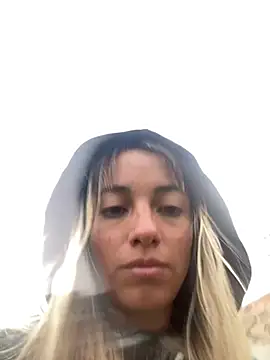 Sexyandtiny online show from March 19, 5:50 pm