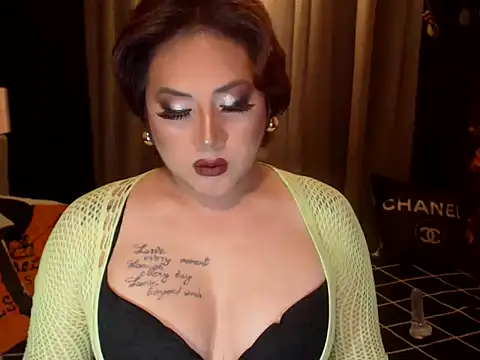 YourMistressAggy online show from May 12, 8:59 pm