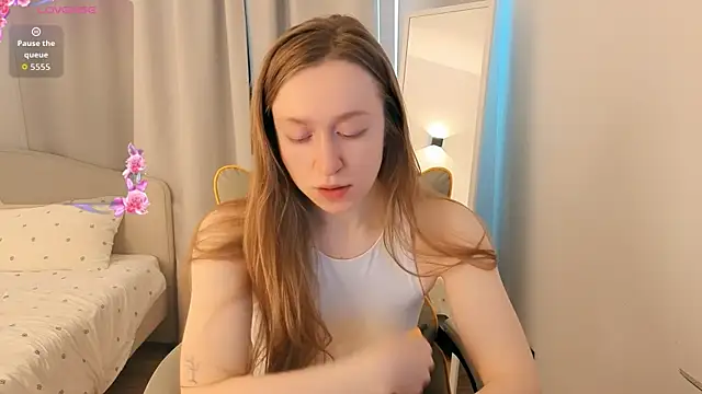 mowalova online show from July 2, 5:02 am