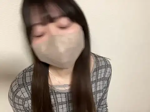 y-u-r-a-33 online show from March 23, 3:12 am