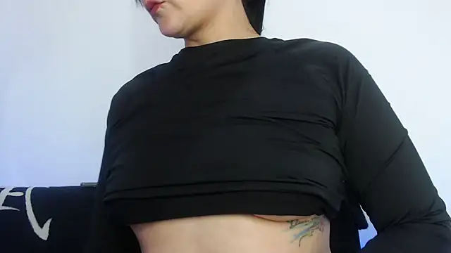 SCARLETTTX online show from May 6, 1:04 pm