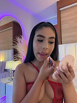 Rossie Blooms online show from July 18, 11:07 pm