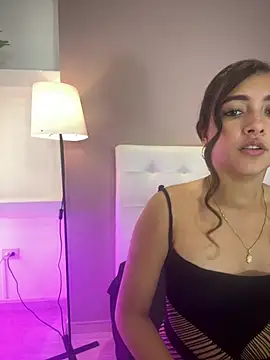 Zoesecret online show from May 14, 7:03 am