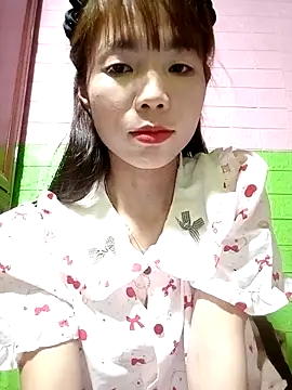 AmyLinee01 online show from May 11, 4:26 pm