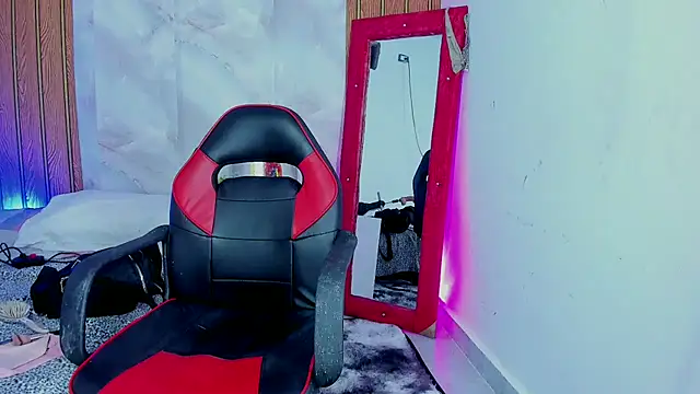 pahula M online show from April 19, 6:10 pm
