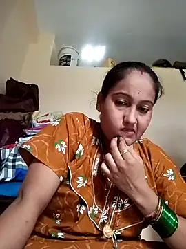 Sexi roovi online show from August 3, 10:32 am