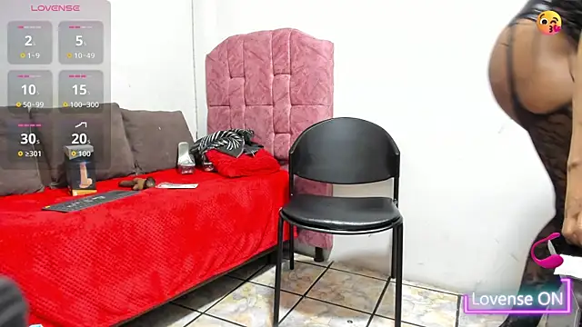 tiharaladys online show from June 19, 11:24 am