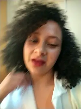 Sofia Alane online show from April 25, 12:41 pm