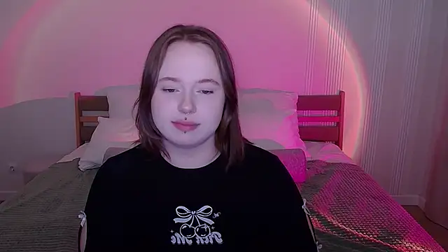 SelenaLily online show from March 26, 4:20 pm