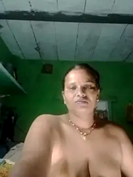 Shivani09900 online show from July 14, 7:51 pm