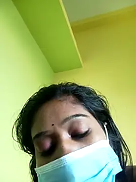 bannerjeesneha20 online show from March 28, 9:42 am