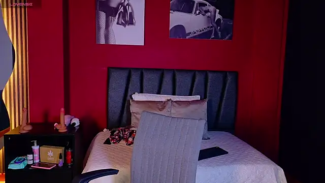 Charlott  18 online show from July 3, 2:56 pm