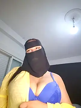 Big as-big online show from June 11, 3:36 am