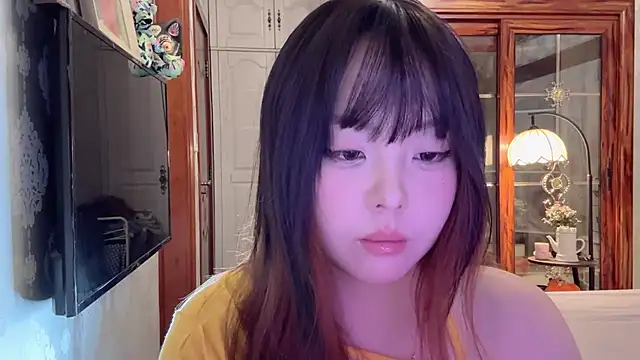 thelittlexx online show from April 28, 7:23 am