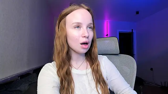 BunnyShinex online show from May 14, 2:34 pm