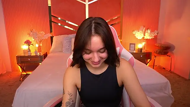 FlirtyMusa online show from May 2, 12:52 pm