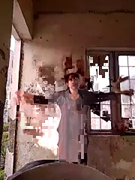 Raanieoy012 online show from April 8, 1:52 am