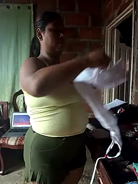 saritaloveyi online show from April 13, 3:46 pm