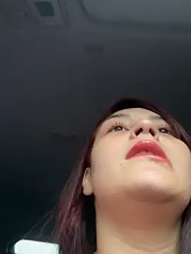 veronicasapequinha online show from April 7, 11:01 am