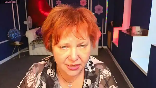 Kira Kingslee online show from April 27, 11:29 am