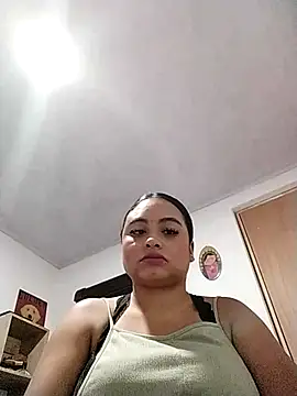 Aliceee bolton online show from April 14, 5:51 am