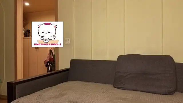 luvmp4 online show from March 31, 6:02 am